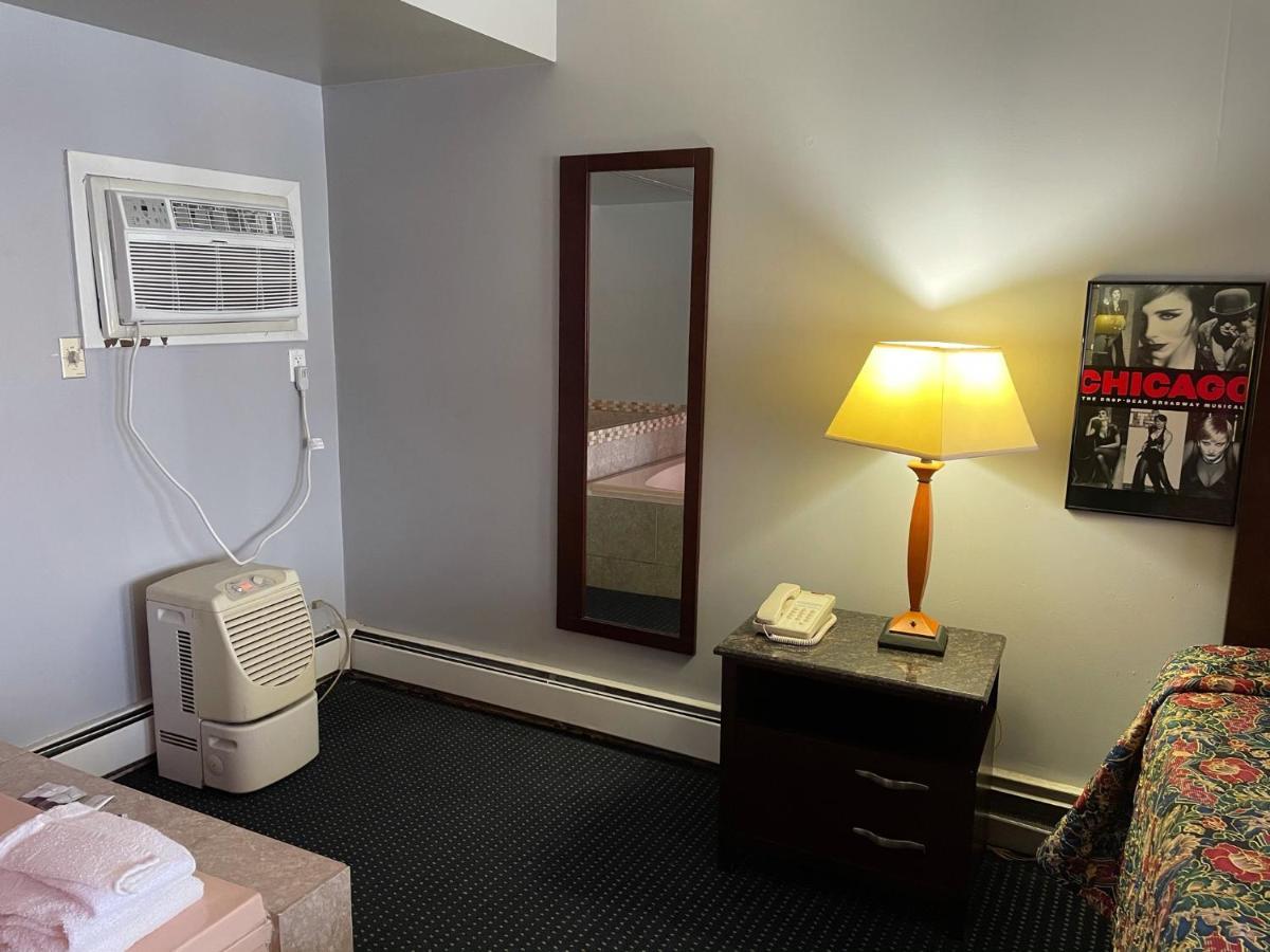 American Inn And Suites Countryside ภายนอก รูปภาพ