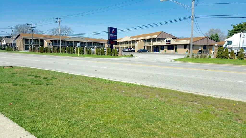 American Inn And Suites Countryside ภายนอก รูปภาพ