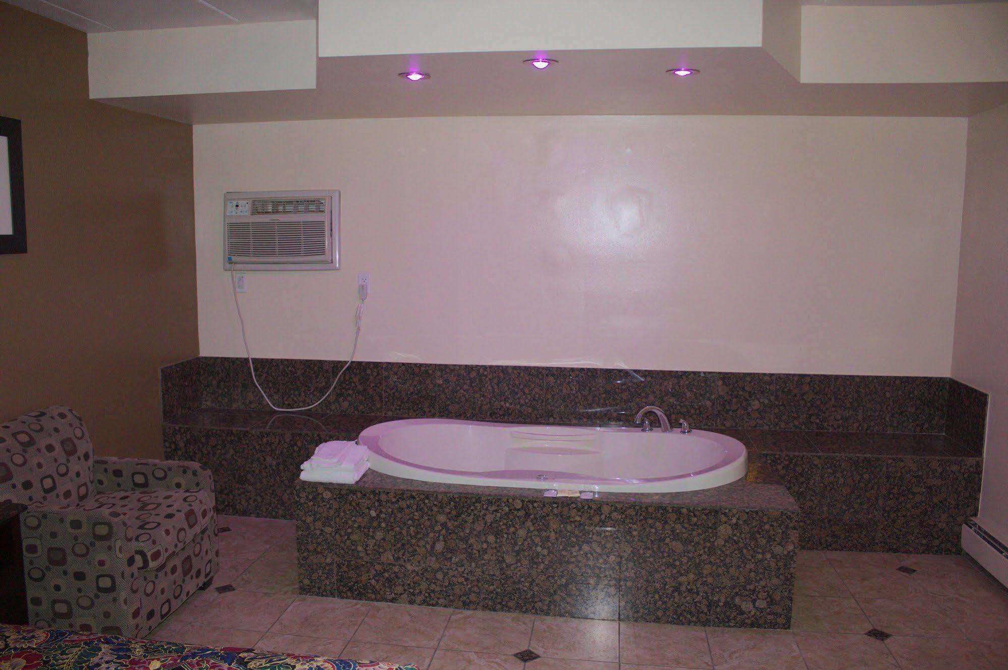 American Inn And Suites Countryside ภายนอก รูปภาพ